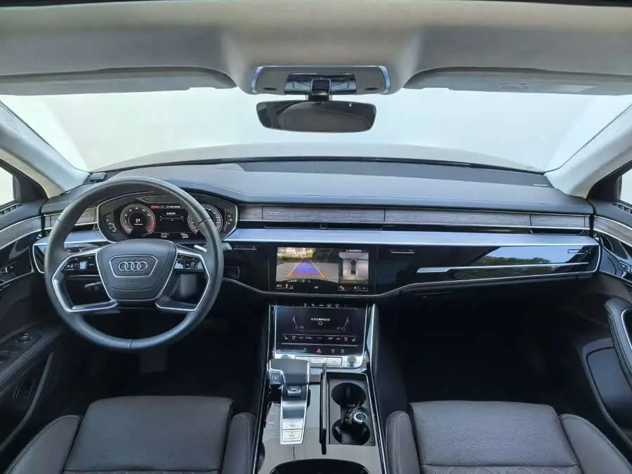 Audi A8 2024 A8L 55 TFSI quattro Flagship