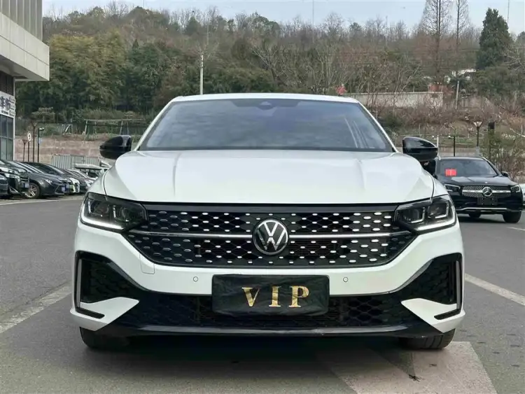 Lavida 2024 300TSI DSG Starry Leading Edition