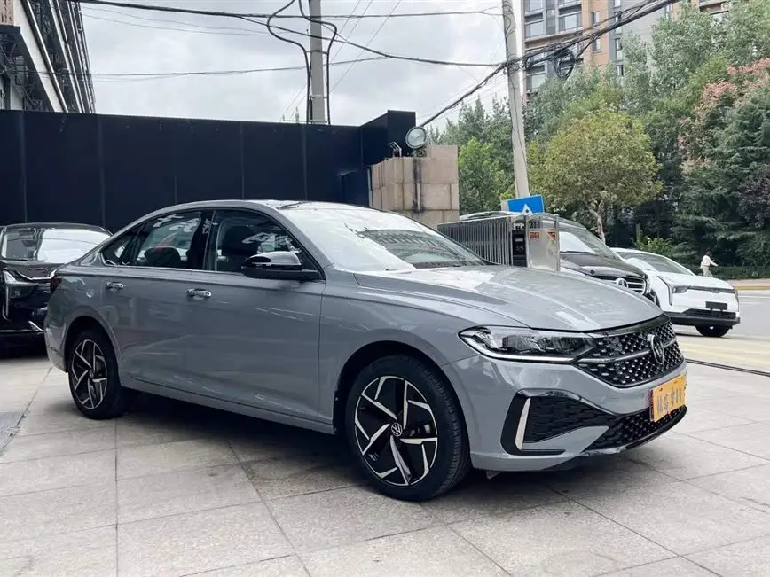 Lavida 2023 300TSI DSG Starry Forever Edition