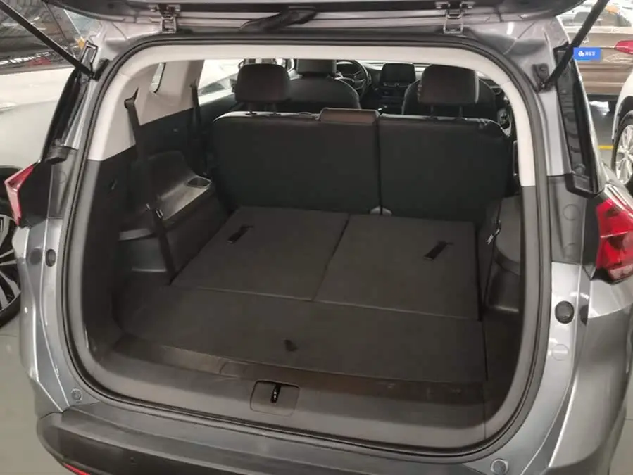 Wuling 2019 Redline 530T Automatic Enjoy Version (5+2 Seats) National VI