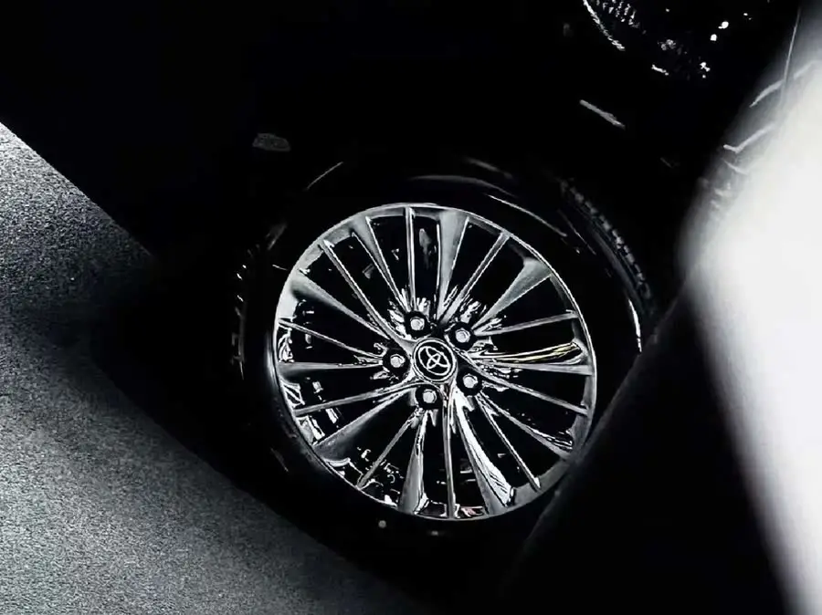 ألڤارد 2021 بمحرك مزدوج 2.5 لتر فئة فاخرة