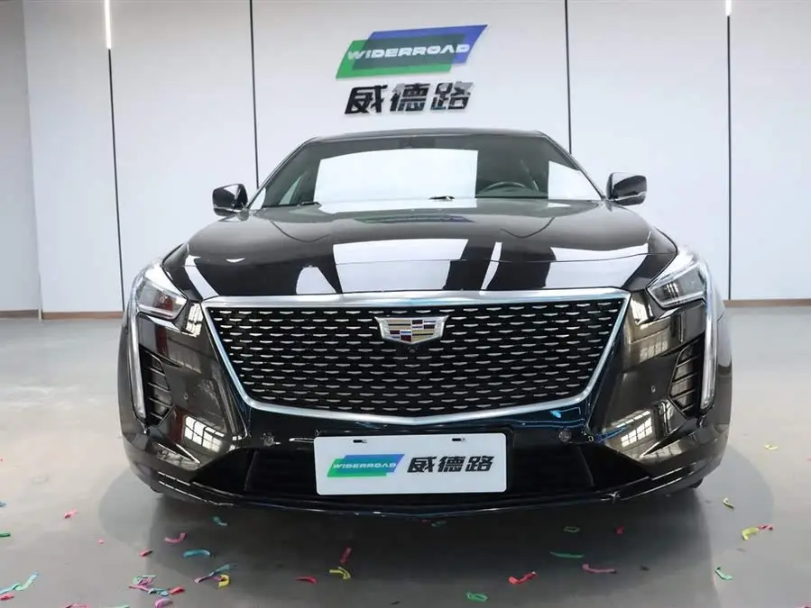 كاديلاك CT6 2022 28T فاخرة