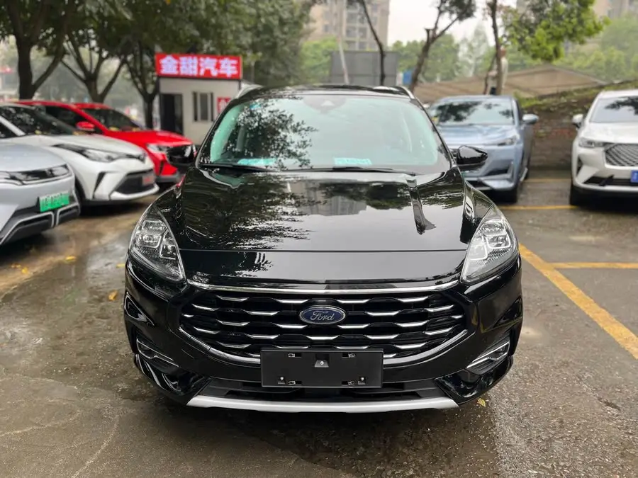 فورد إيسكايب 2020 إيكوبوست 245 دفع رباعي تيتانيوم