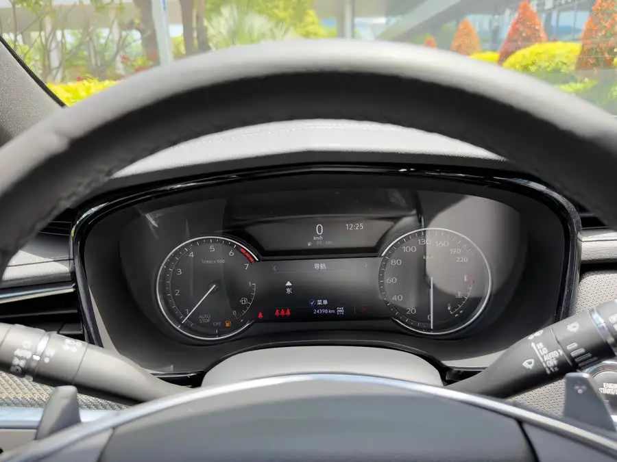 Cadillac XT5 2022 2.0T AWD Luxury (Hummingbird Edition)