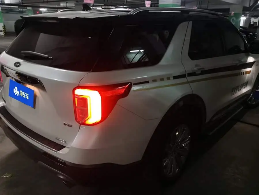 إكسبلورر 2020 إيكو بوست 285 دفع رباعي تيتيوم 6 مقاعد