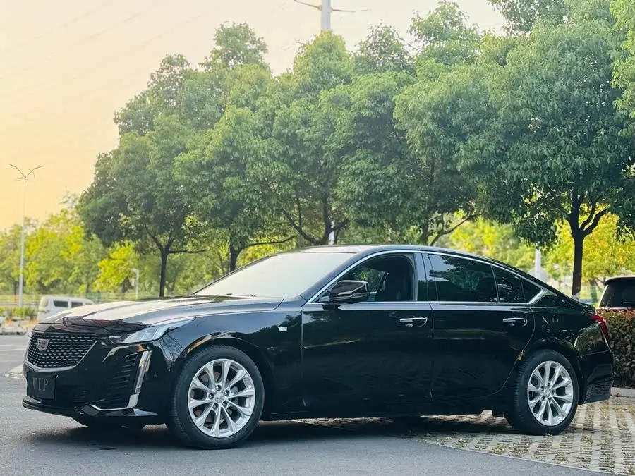 Cadillac CT5 2023 28T Luxury (Standard Version)