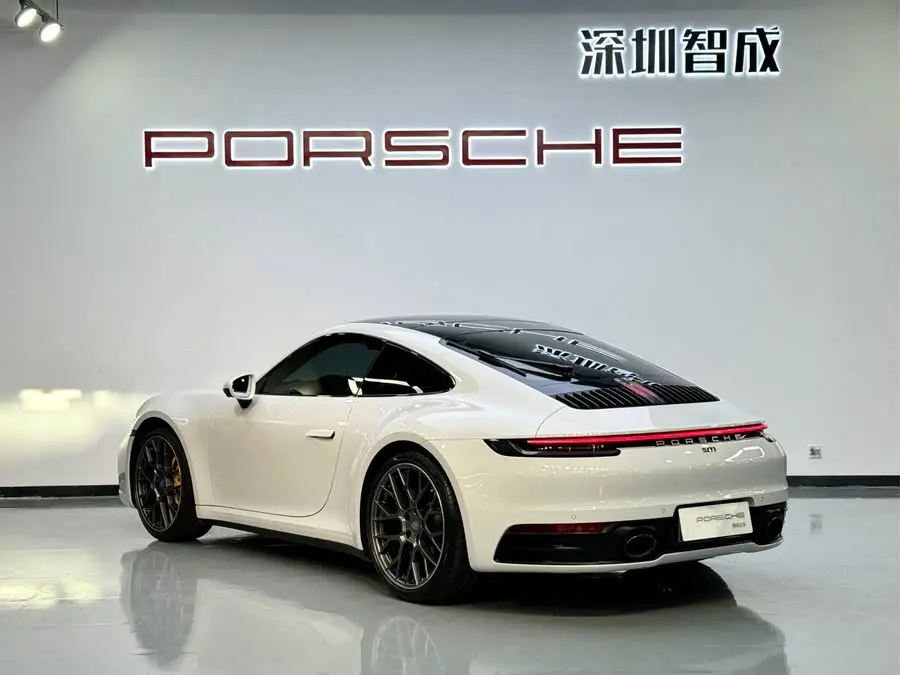 Porsche 911 2020 Carrera 3.0T