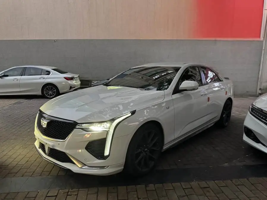 Cadillac CT4 2022 28T Premium