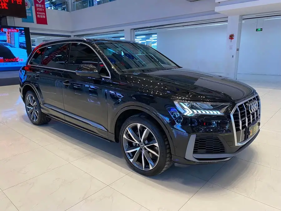 Audi Q7 2023 55 TFSI quattro S line Sport