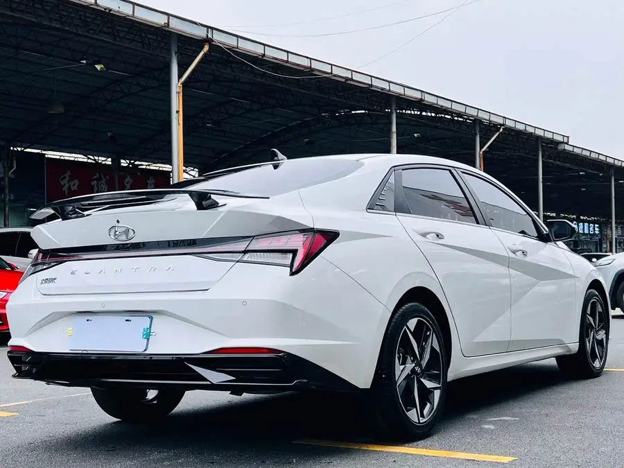 إيلانتر 2021 1.5L CVT LUX النسخة الفاخرة