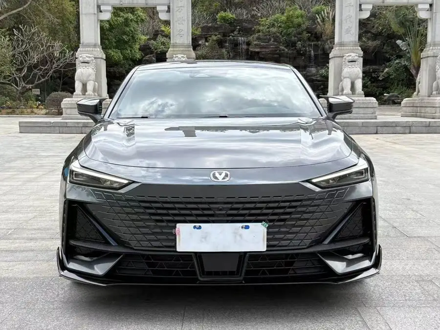 Changan UNI-V 2023 1.5T Sport Edition