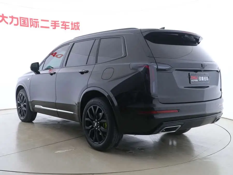 كاديلاك XT6 2022 2.0T بستة مقاعد دفع رباعي فئة بريموم