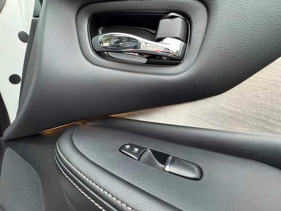 لو兰 2019 2.5 لتر XL دفع ثنائي ذكي فاخر النسخة الوطنية VI