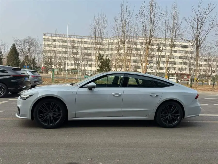 Audi A7 2023 45 TFSI Premium