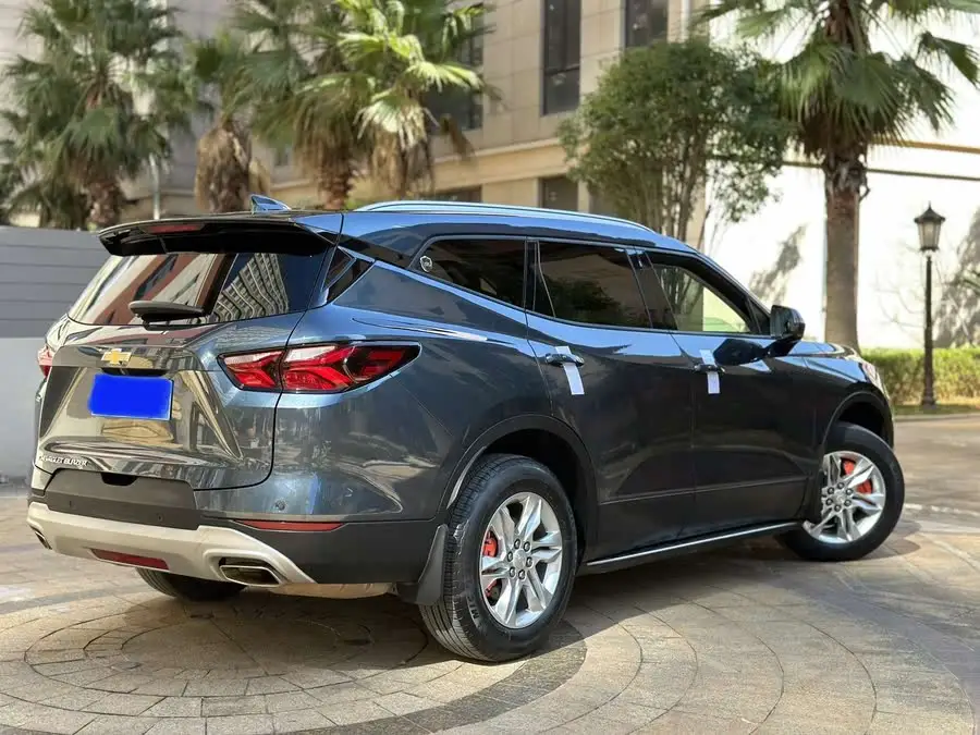 Pioneer 2020 Model 650T 7-Seater Version