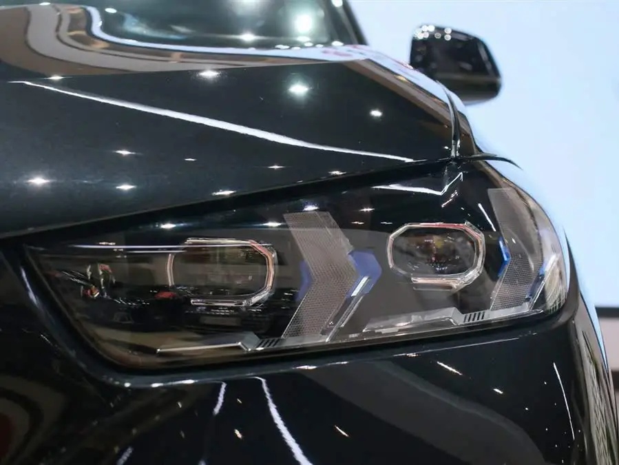 BMW X5 2023 xDrive 40Li M Sport Night Package