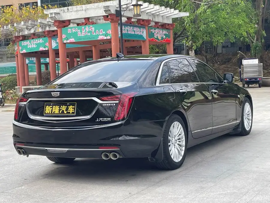 كاديلاك CT6 2021 28T الفاخرة