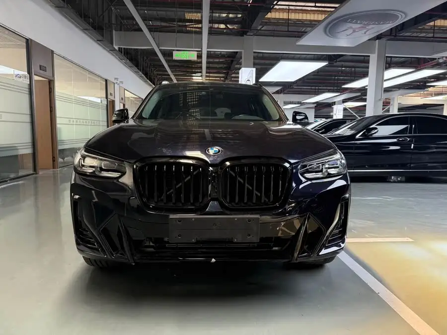 BMW X3 2023 xDrive30i Leading M Night Package