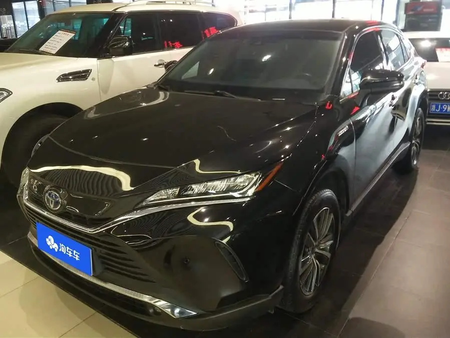 لينغفانغ هارير 2022 النسخة الفاخرة ذات الدفع الثنائي بمحرك هجين 2.5 لتر وCVT