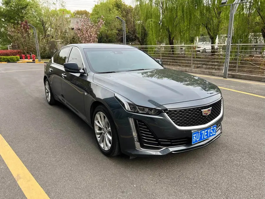 كاديلاك CT5 2021 28T فاخرة