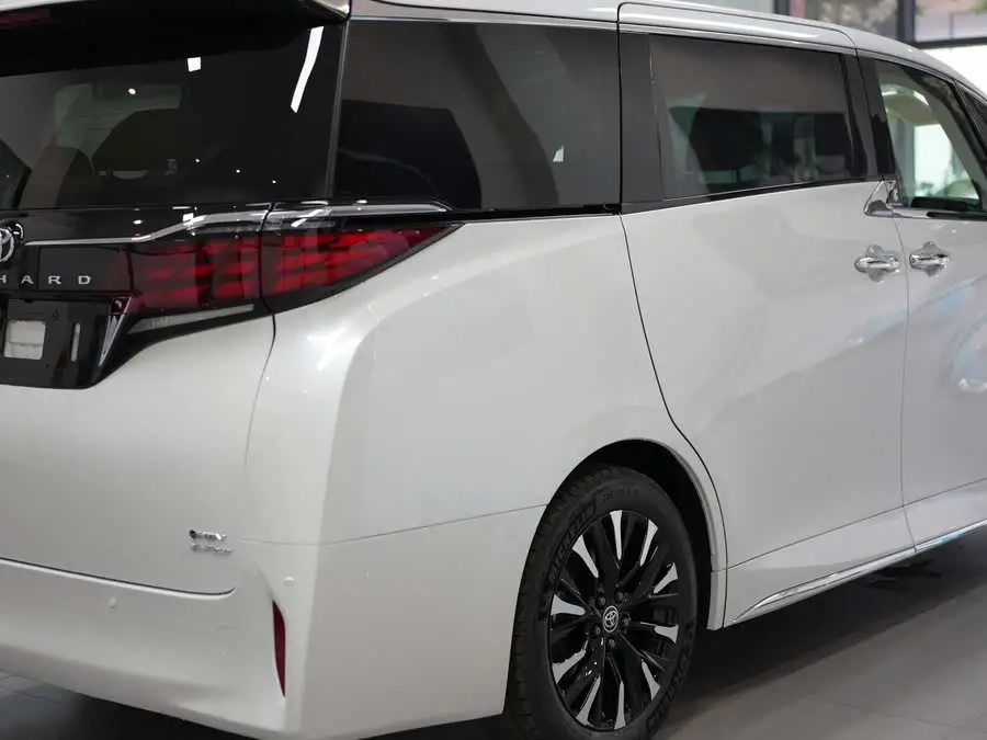 ألغراف 2024 نسخة مزدوجة المحرك 2.5 لتر متميزة