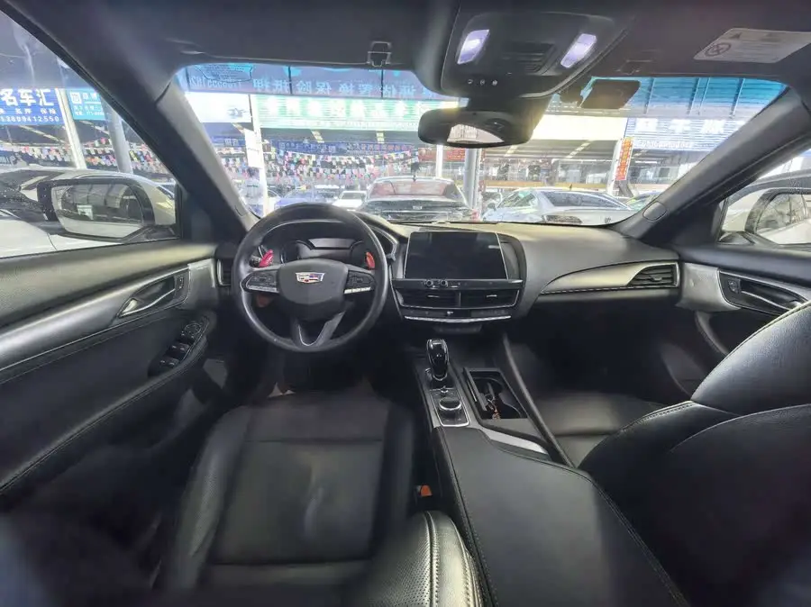 كاديلاك CT5 2021 28T فاخرة