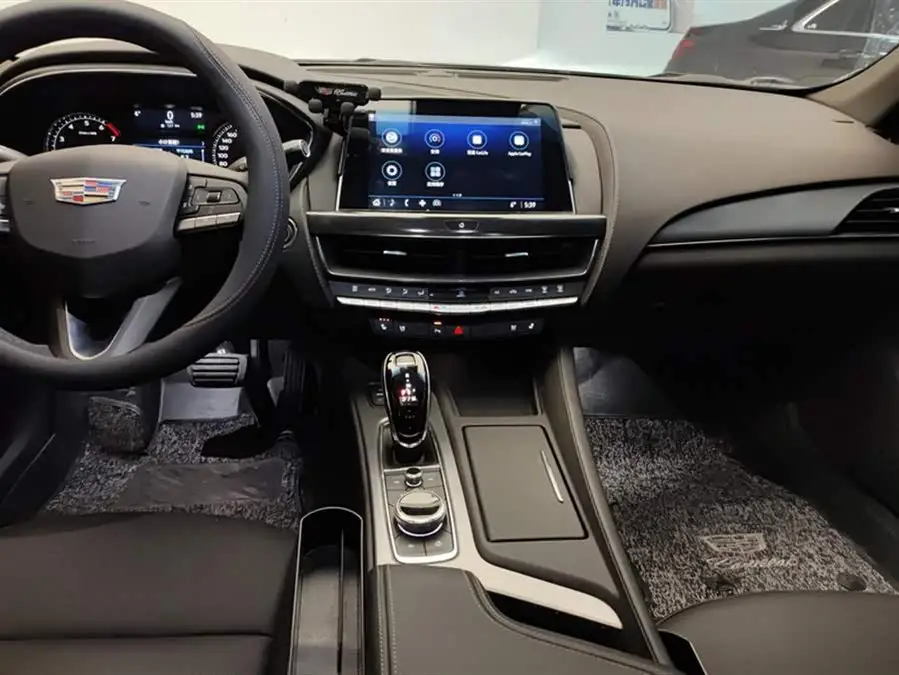 2022 Cadillac CT5 28T Luxury (Standard Version)