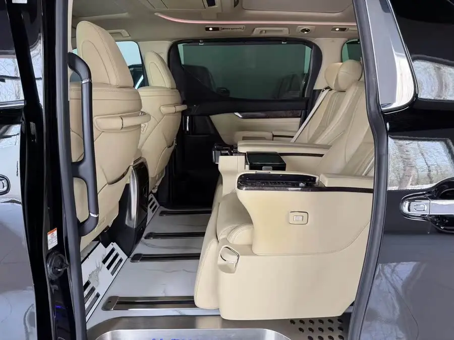 ألڤارد 2021 هايبرد 2.5 لتر إصدار بريميوم