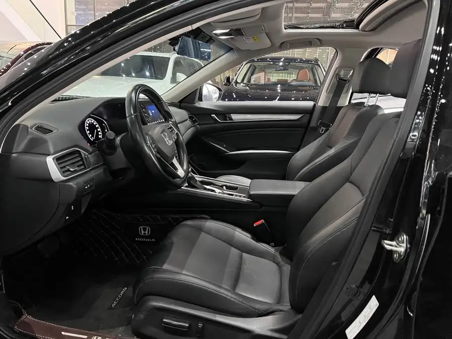 Accord 2018 260TURBO Luxury Version National VI