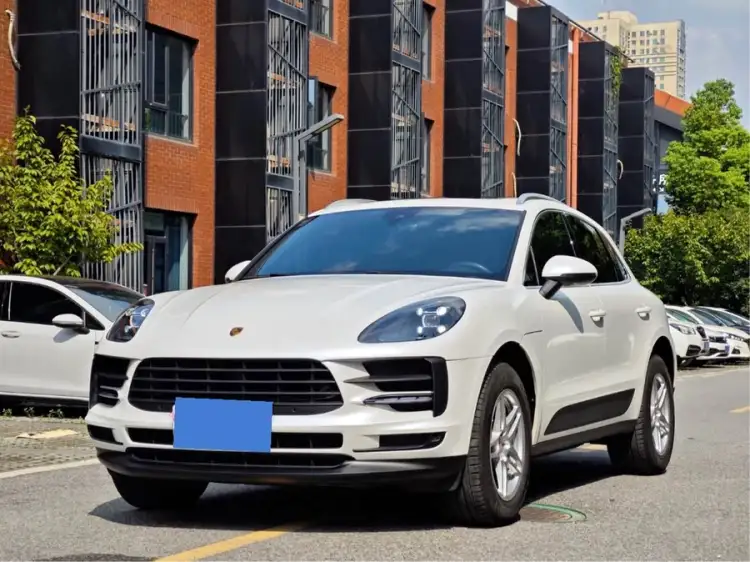 2021 Macan 2.0T