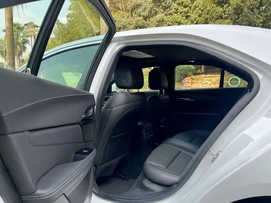 Cadillac CT4 2022 28T Luxury