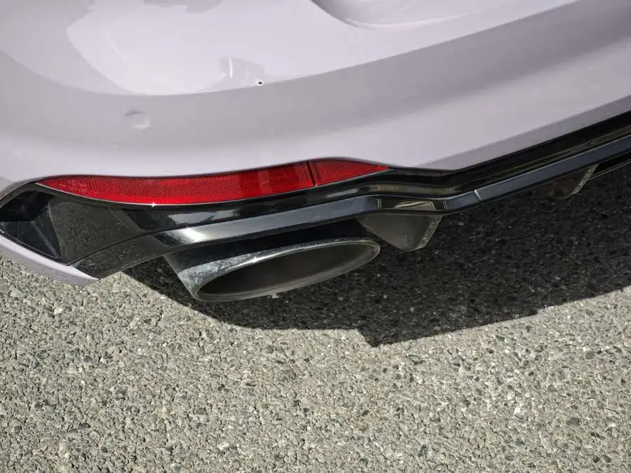 أودي RS 4 2023 RS4 أفانت إصدار بلاك