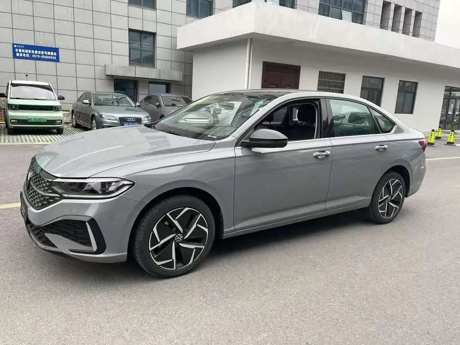 Lavida 2024 300TSI DSG Starry Eternal Edition