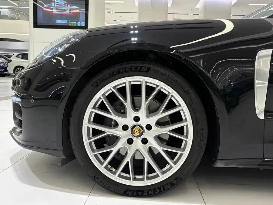 2022 Panamera Executive Long Version 2.9T