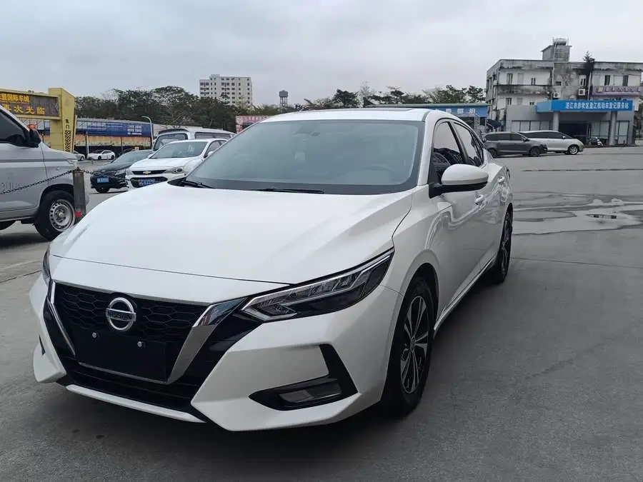 2022 نيسان سيلفي 1.6 لتر XL CVT نسخة استمتاع