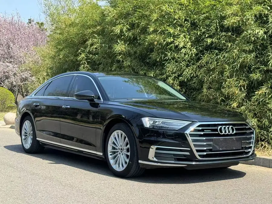 أودي A8 2022 A8L 50 TFSI كواترو نسخة الراحة