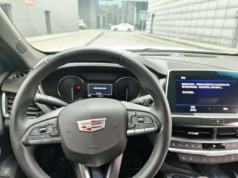 Cadillac CT5 2022 28T Luxury