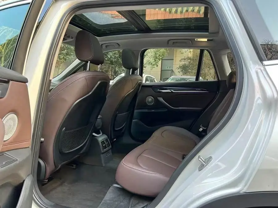 BMW X1 2021 Facelift xDrive25Li Exclusive