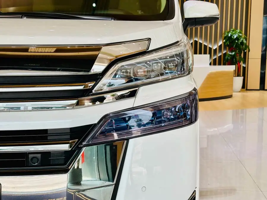 2020 Toyota Vellfire Hybrid 2.5L Luxury Edition