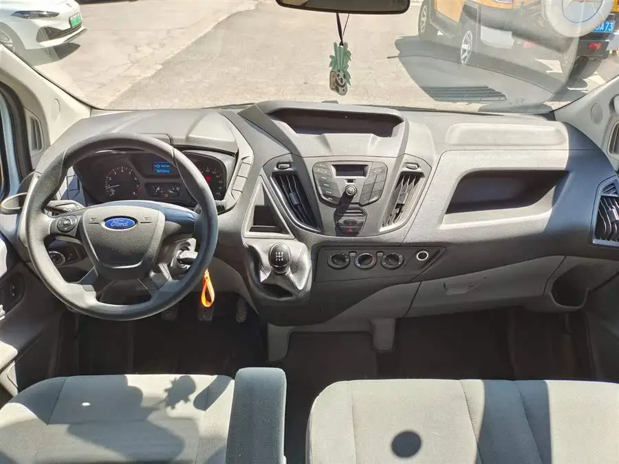 فورد ترانزيت 2023 2.0T بنزين يدوي متعدد الاستخدامات المركبة التجارية متوسطة الجسم متوسطة الارتفاع 5/6 مقاعد