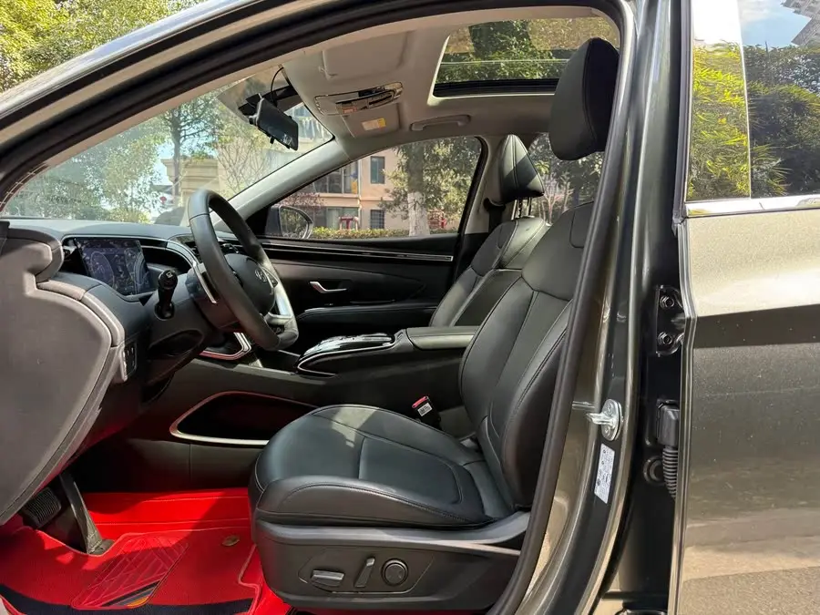 2023 توكسون L 1.5T أوتوماتيكي دفع ثنائي LUX نسخة بريميوم