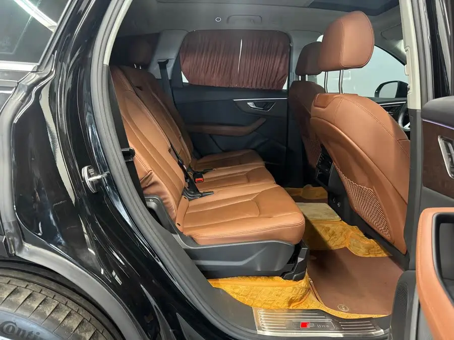 Audi Q7 2023 55 TFSI quattro S line Sport