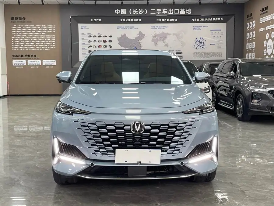 شانجان UNI-K 2021 2.0T دفع رباعي فئة متميزة