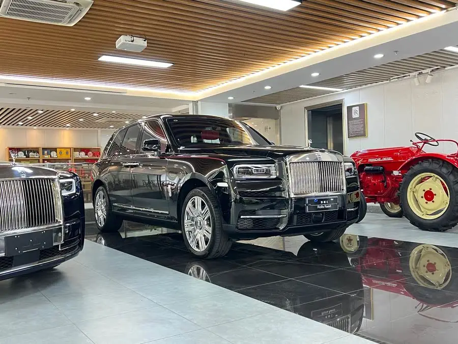 كولينان 2018 النسخة ذات الأربعة مقاعد