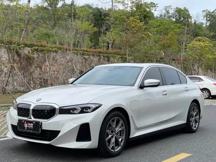 BMW i3 2024 eDrive 35 L