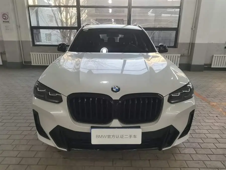 بي إم دبليو X3 2023 xDrive30i تميز مجموعة M ليلية