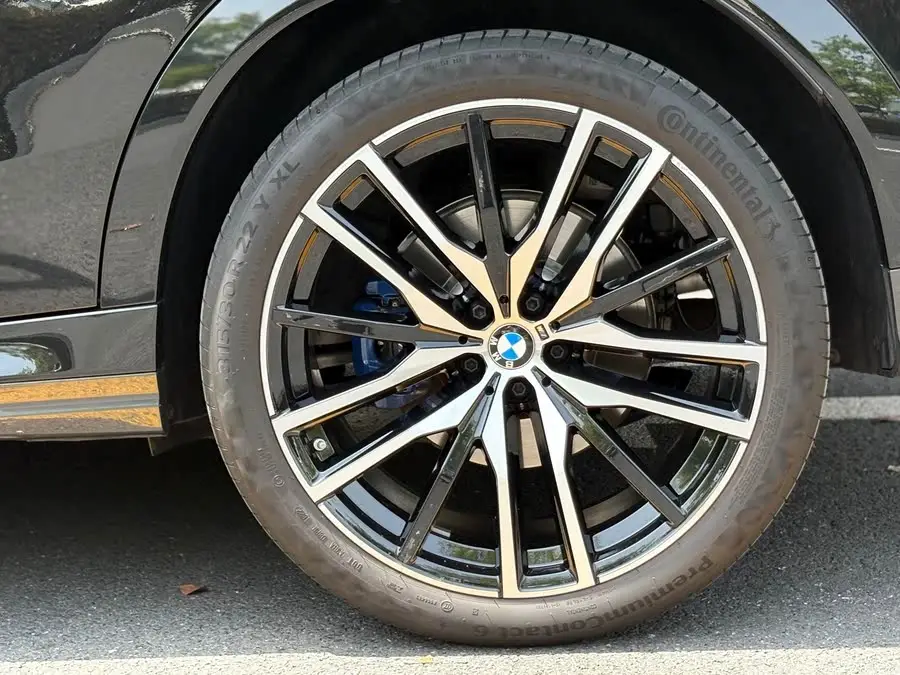 بي إم دبليو X6 2022 xDrive40i حزمة M الرياضية الحصرية