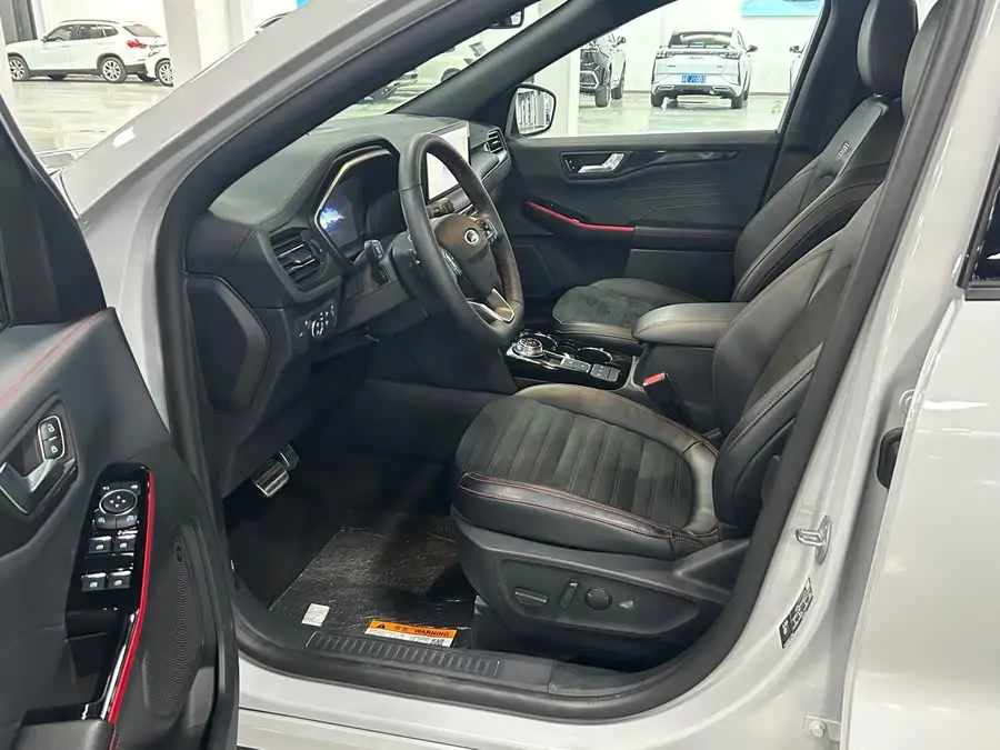 فورد إيدج 2024 إيكوبوست 245 دفع رباعي ST-Line Pro