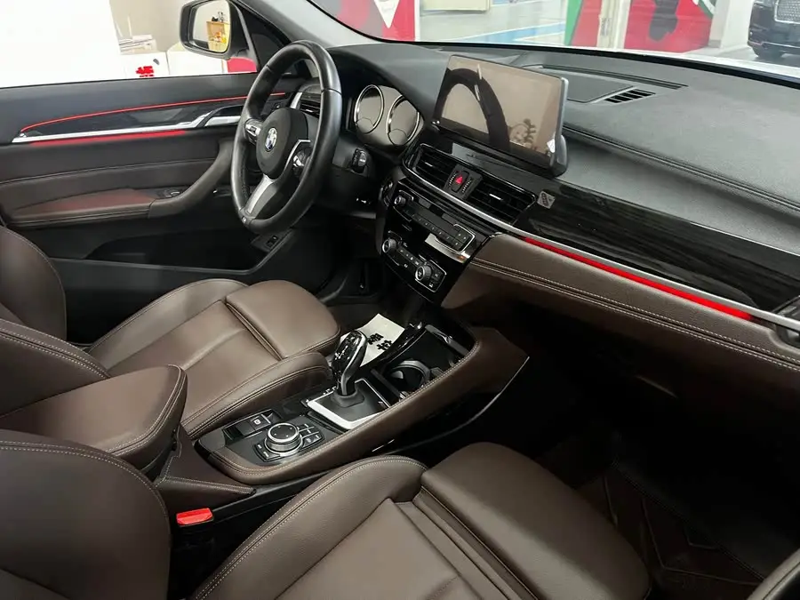 2021 BMW X1 Facelift xDrive25Li Exclusive