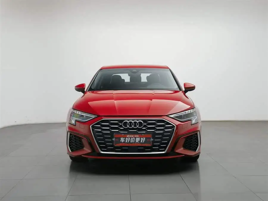 أودي A3 2022 A3L ليموزين 35 TFSI الرياضية المتقدمة